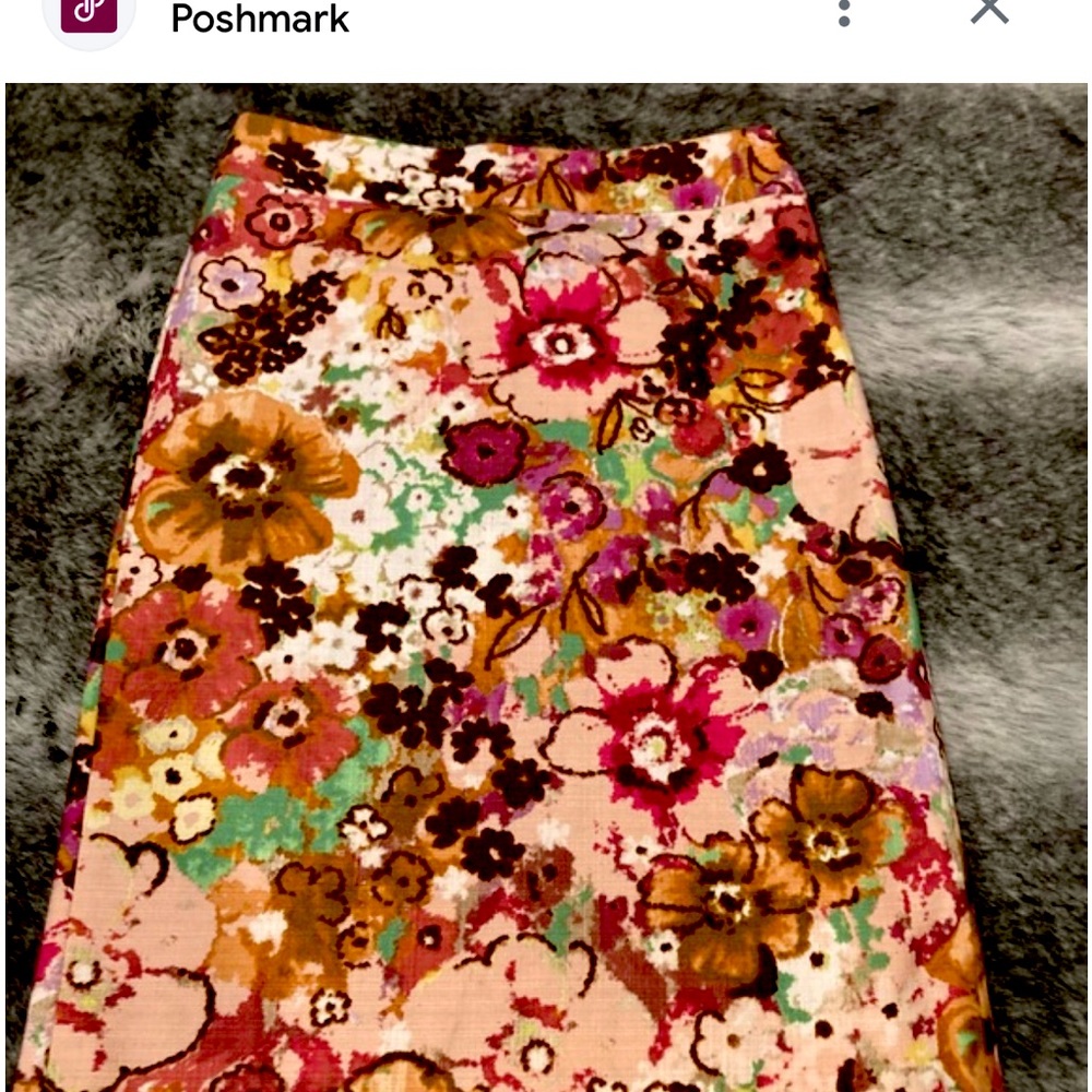 Women’s J crew skirt never worn. Pristine Gorgeous colors for spring.very classy